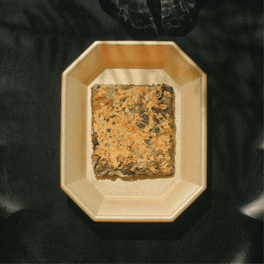 Osmanthus White Tea Cake